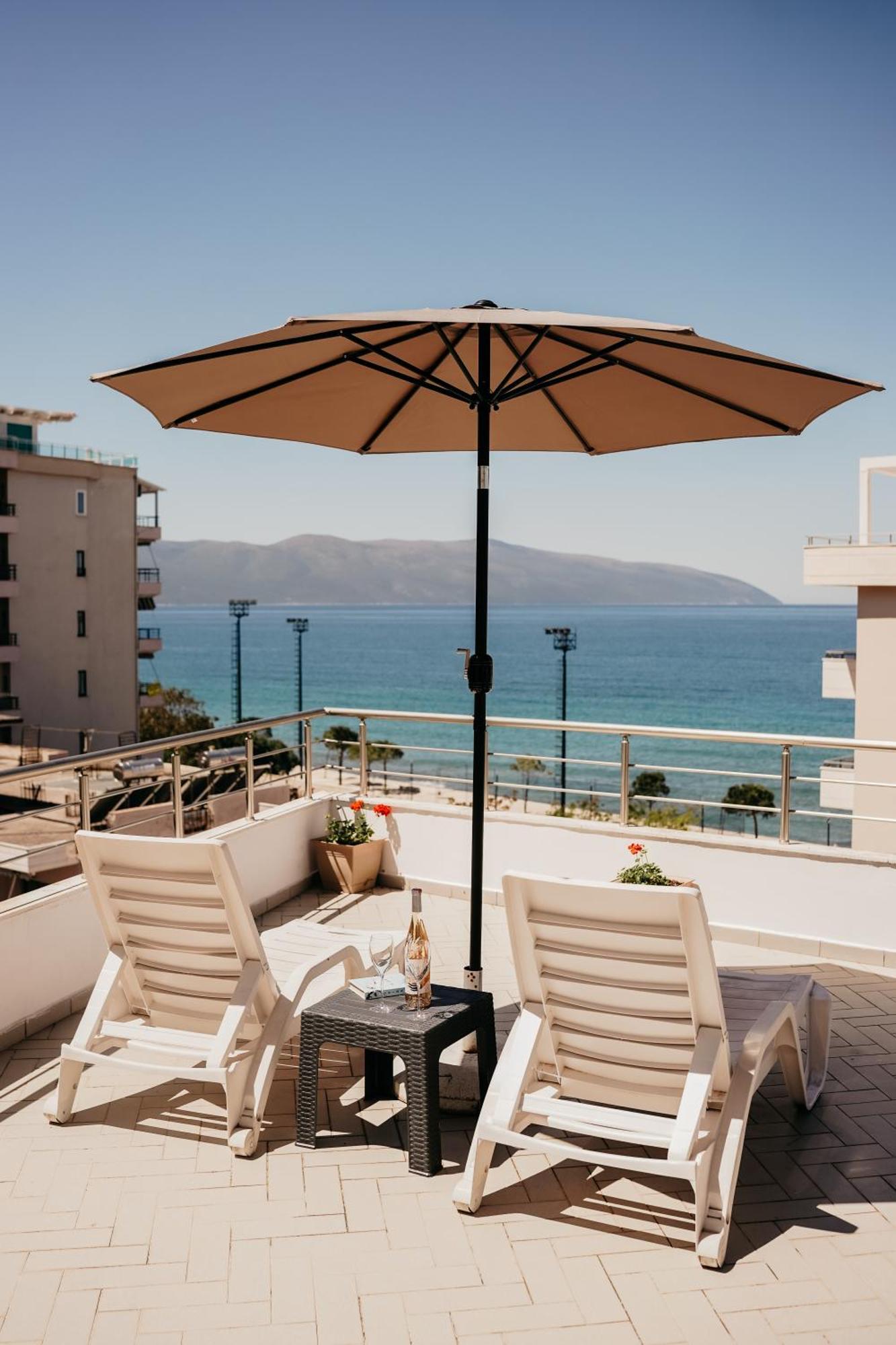 Rrapi Seaview Penthouse - By Eka Luxury Apartamento Vlorë
